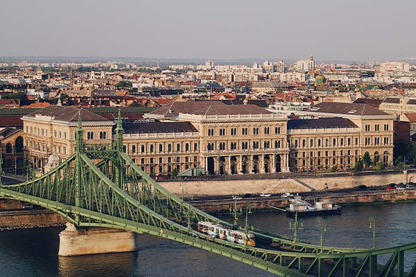 Továbbra is Pest megye és a Dunántúl a legvonzóbb lakóhelyek